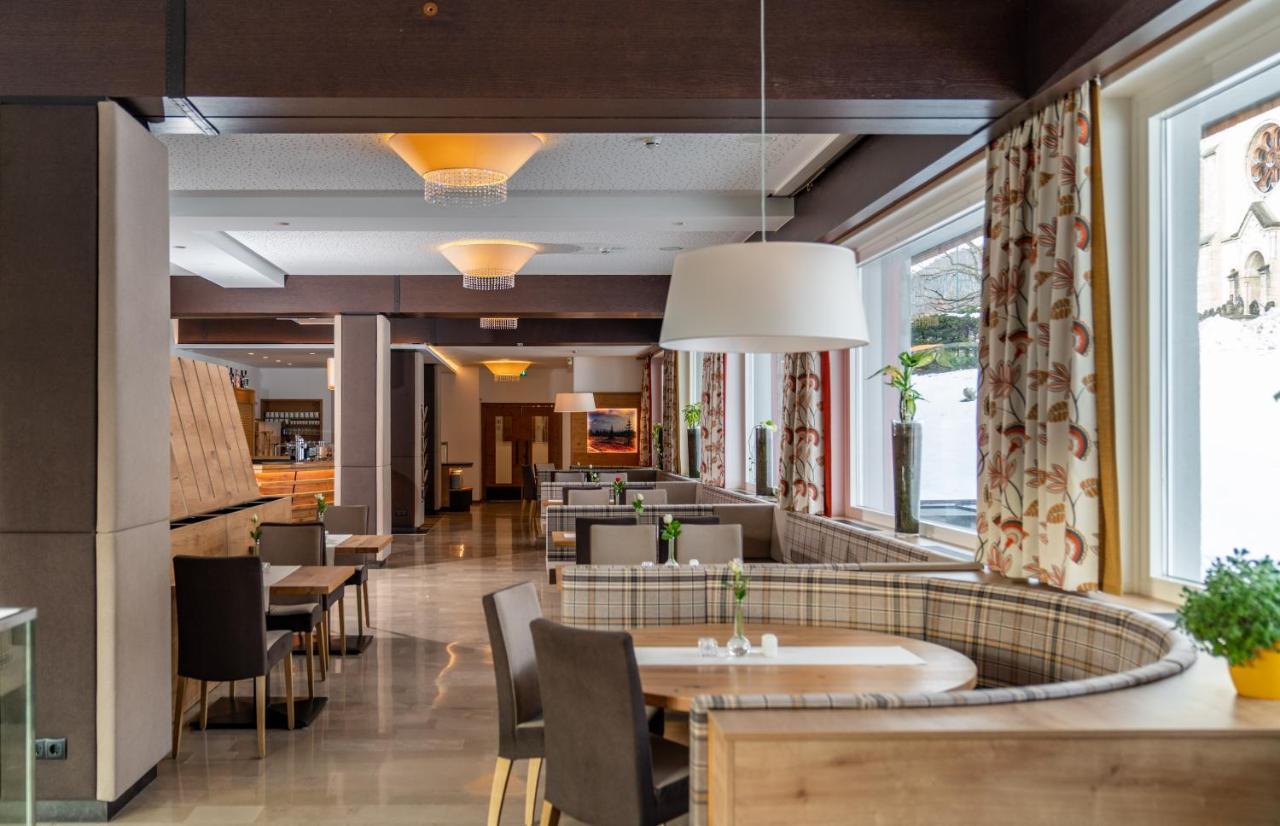 Aktivhotel Pehab Ramsau am Dachstein Bagian luar foto