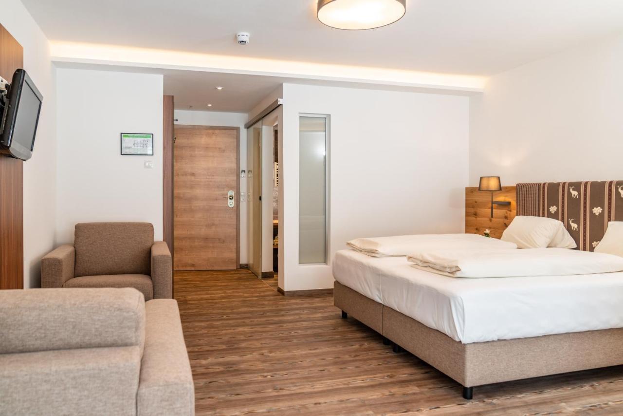Aktivhotel Pehab Ramsau am Dachstein Bagian luar foto