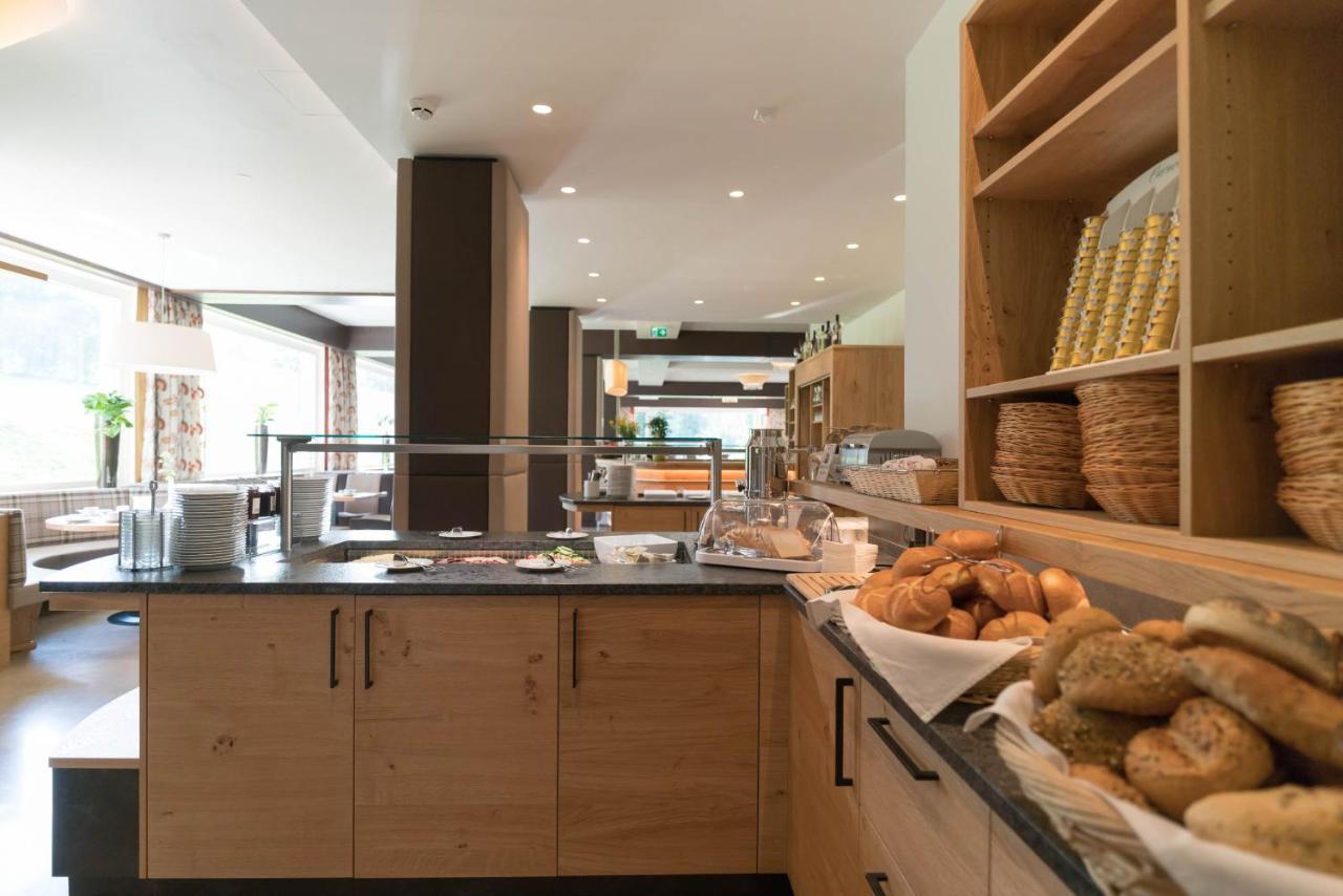 Aktivhotel Pehab Ramsau am Dachstein Bagian luar foto
