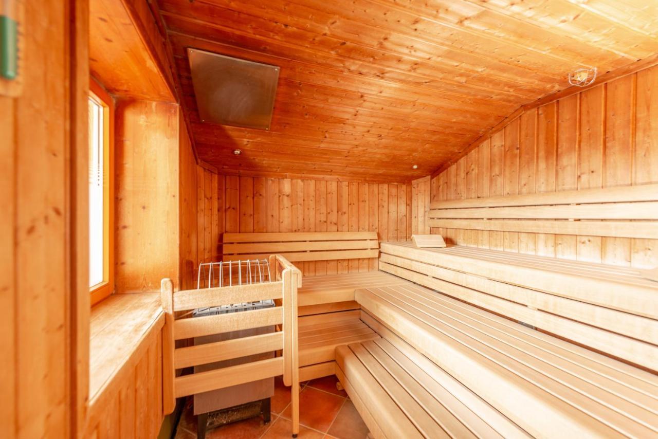 Aktivhotel Pehab Ramsau am Dachstein Bagian luar foto